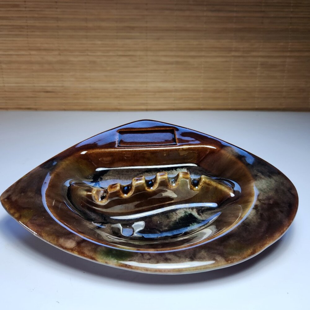 Beauceware Pottery Ashtray 712‑A Vintage 1970s Brown Glaze MCM Quebec Canada